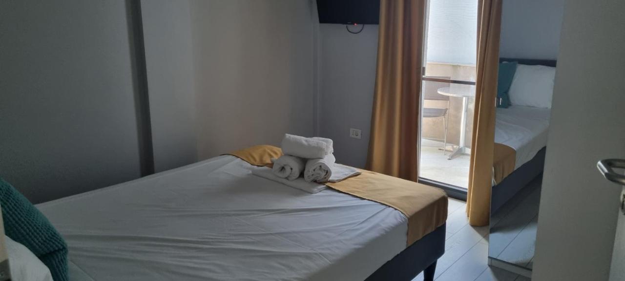 Chg Boutique Hotel Costinesti Extérieur photo